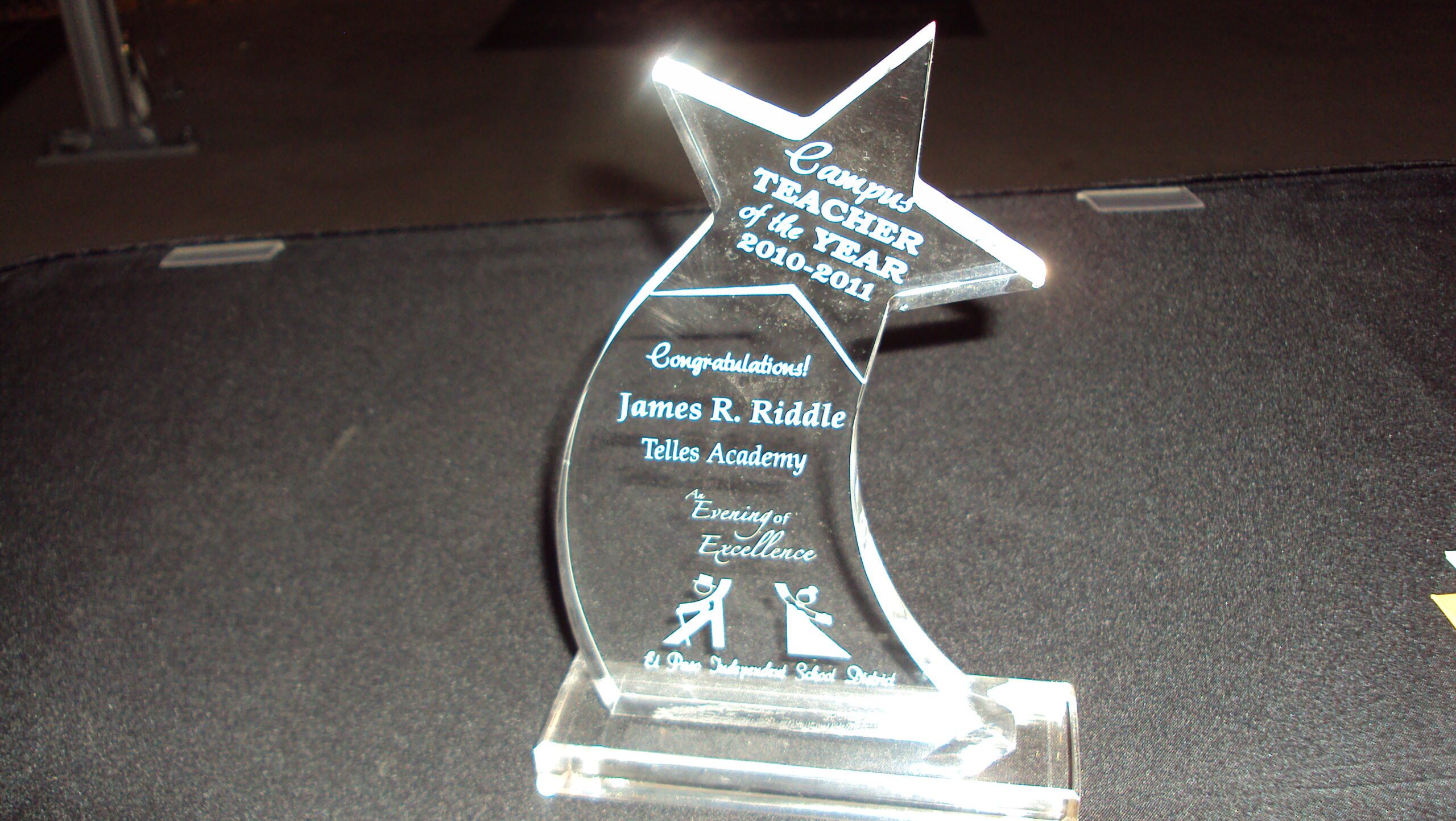 Glass award trophy